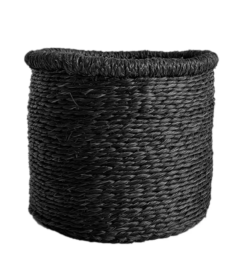 Basket Black Small in black
