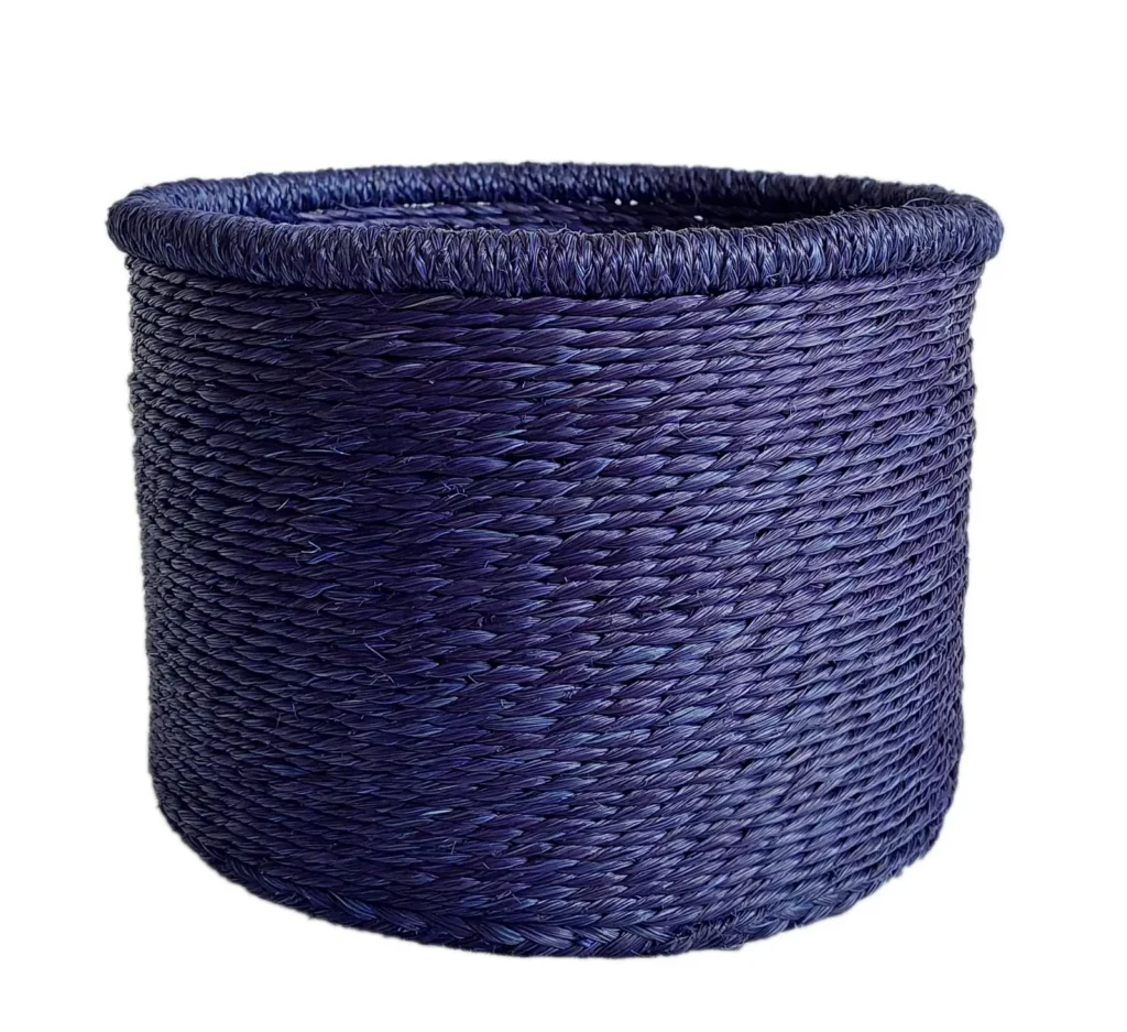 Basket Navy Medium in navy